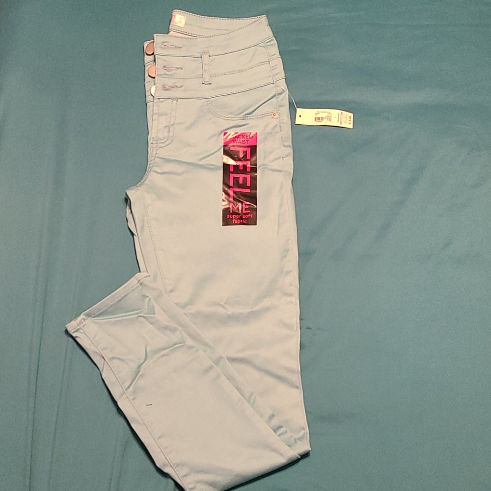 💥2/$10 No Boundaries Striple Stack Aqua Pants